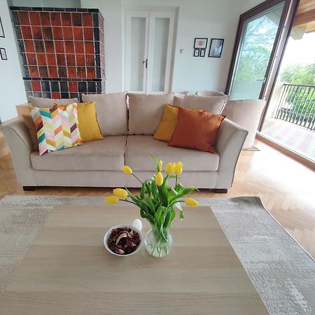 Dorka Villa Тихани Екстериор снимка